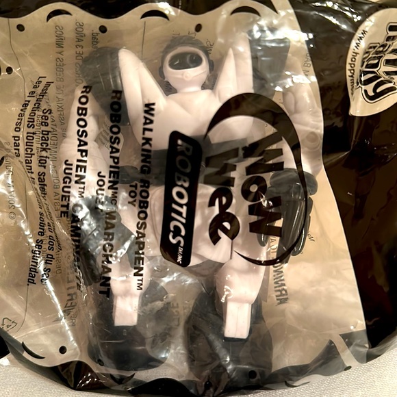 NWT❤️MCDONALD’S HAPPY MEAL WOW WEE ROBOTICS WALKING ROBOSAPIEN TOY NUMBER 1 - Picture 3 of 3